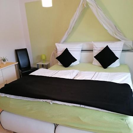 Ferienwohnung Mannes 라우인겐 외부 사진